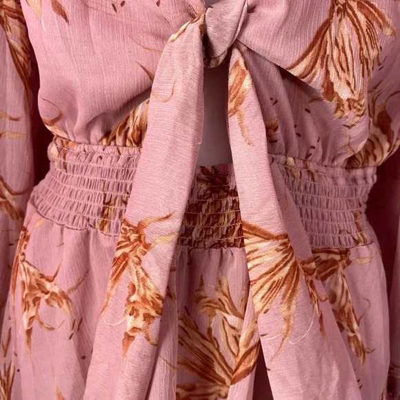 Flowy ruffle dress - Picture 3 of 5